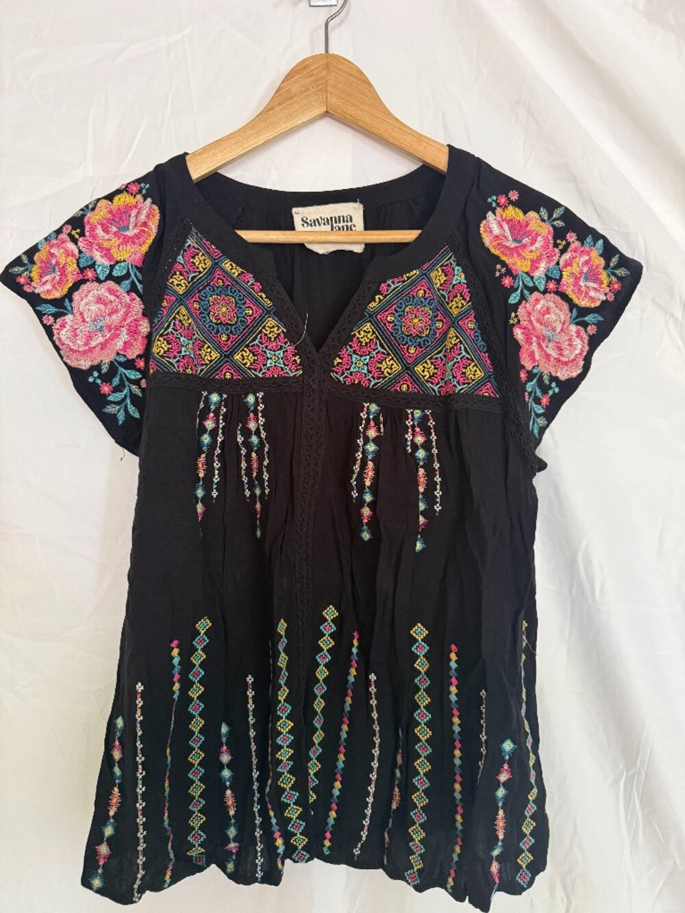 Savanna Jane Black Embroidered Boho Peasant Top Size Small